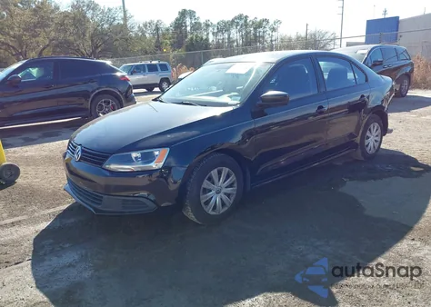2014 Volkswagen Jetta 2.0L S z USA, uszkodzony, nr VIN 3VW2K7AJ6EM354304